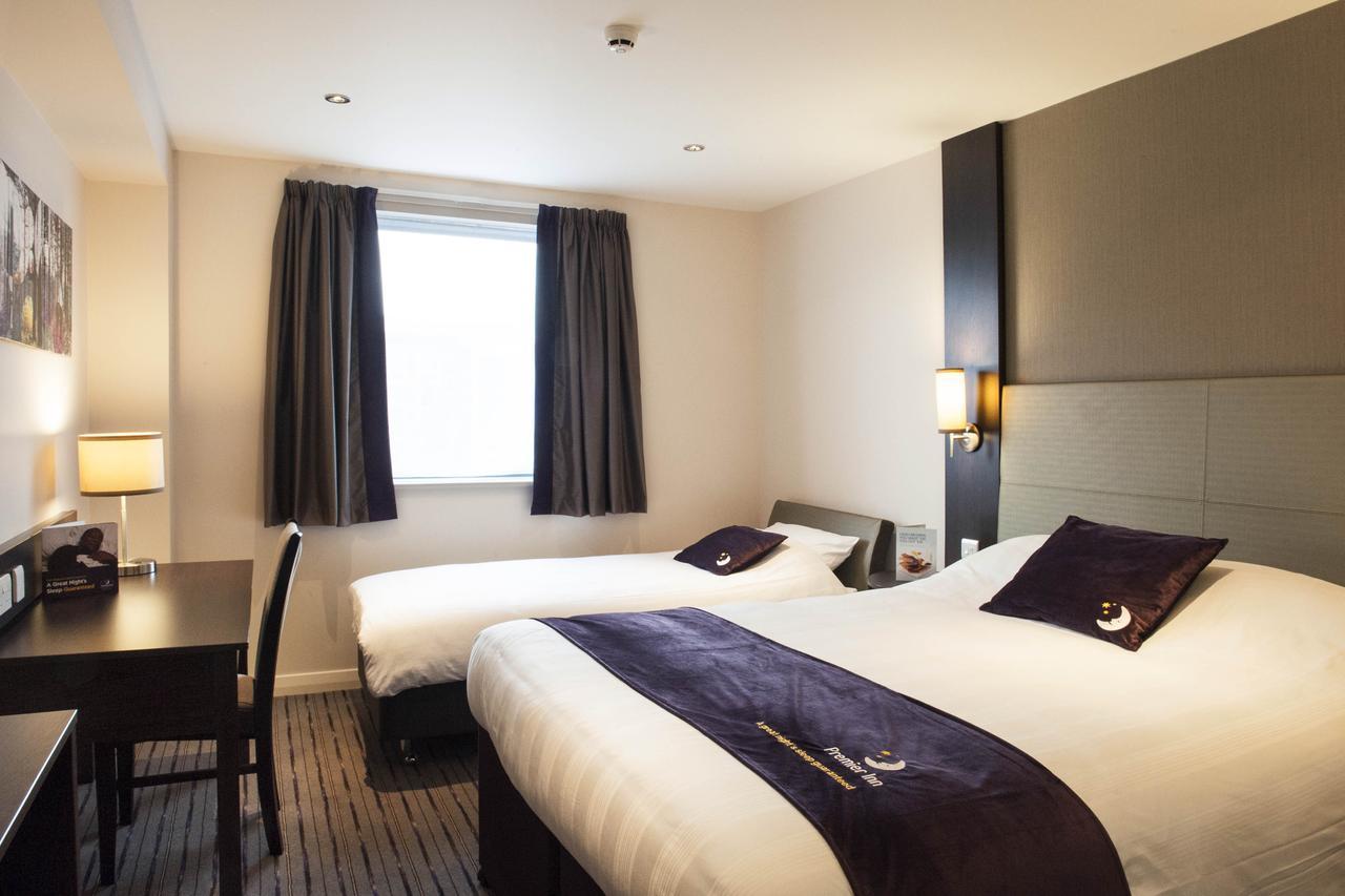 Premier Inn Glasgow Pacific Quay Oda fotoğraf